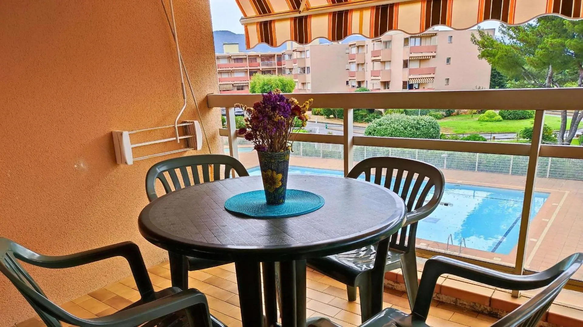 Studio- Piscine- Clim- Plages Bormes-les-Mimosas